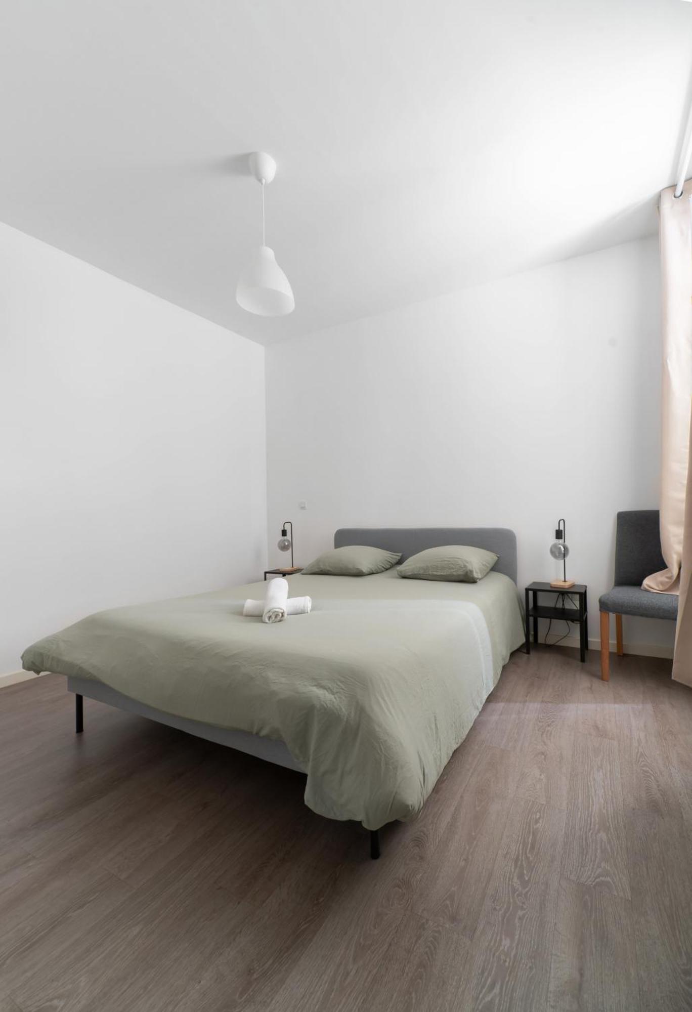 Le Brit - Grand Appartement Design, 3 Chambres, Centre Ville 비시 외부 사진