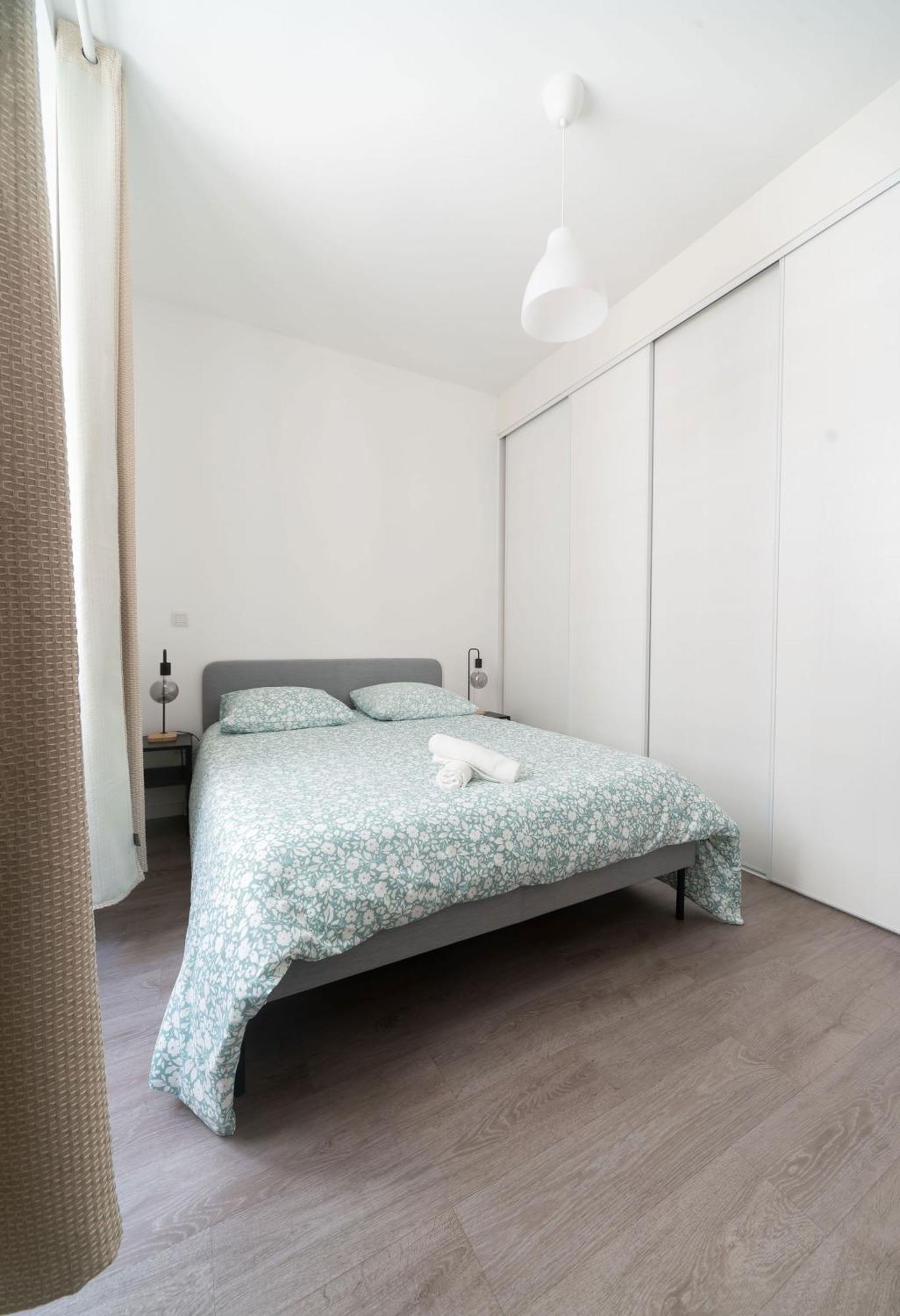 Le Brit - Grand Appartement Design, 3 Chambres, Centre Ville 비시 외부 사진