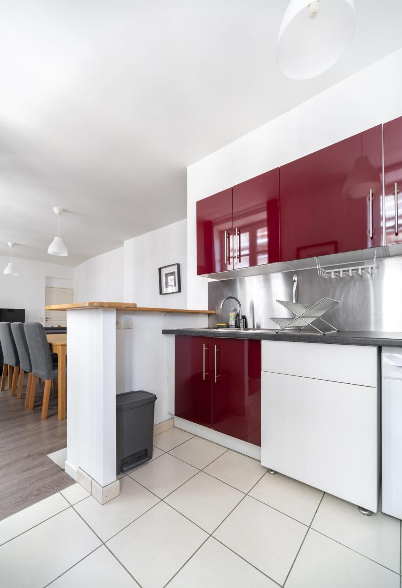 Le Brit - Grand Appartement Design, 3 Chambres, Centre Ville 비시 외부 사진
