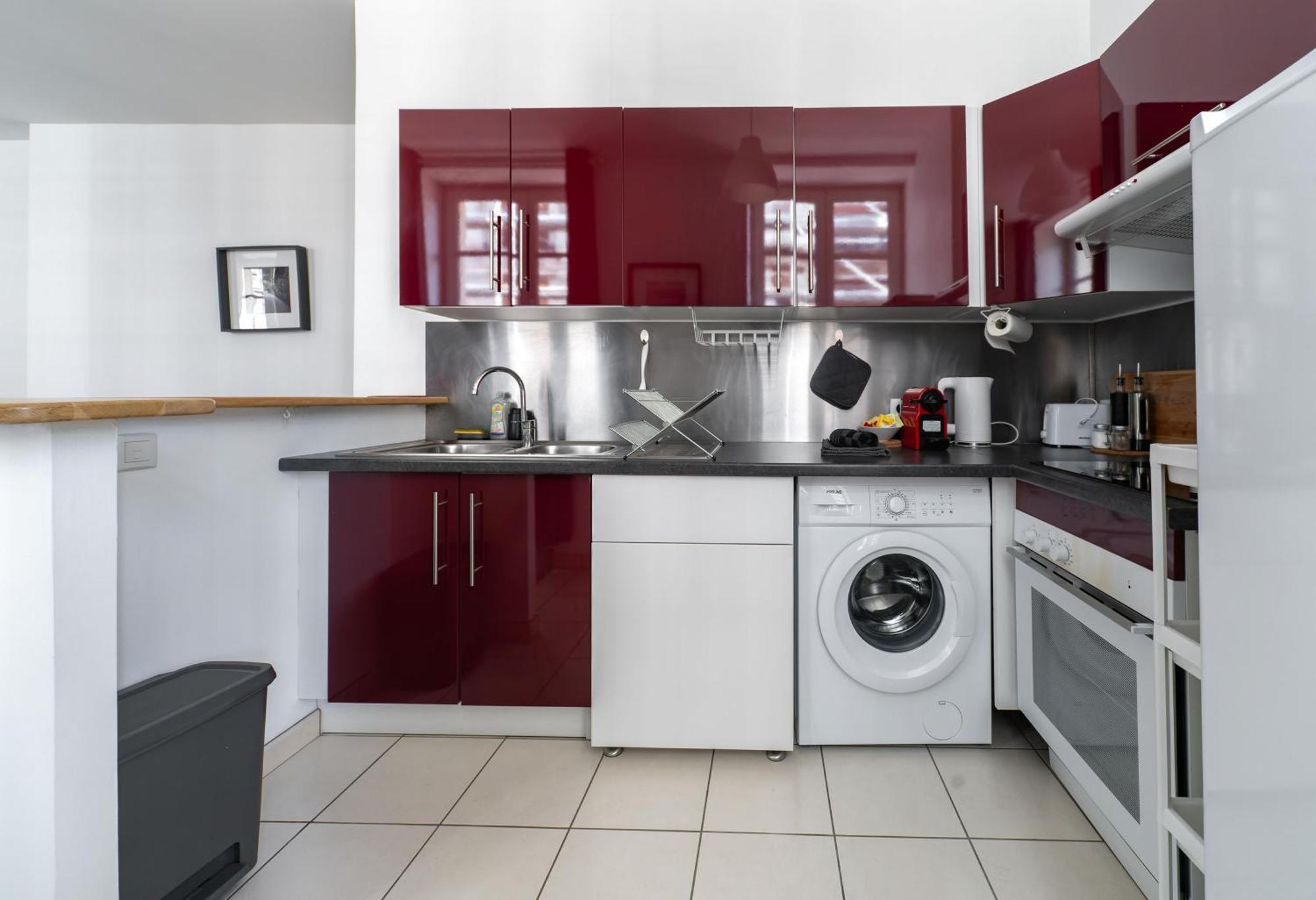 Le Brit - Grand Appartement Design, 3 Chambres, Centre Ville 비시 외부 사진