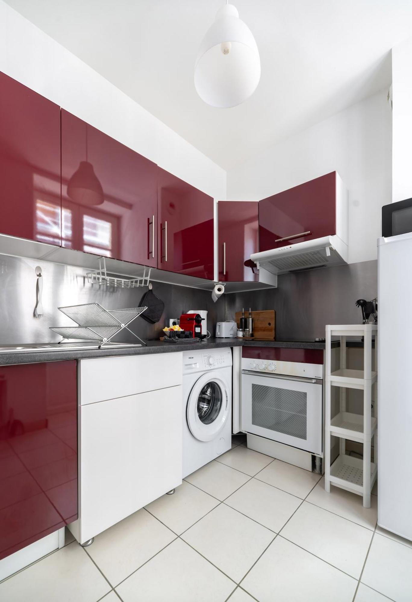 Le Brit - Grand Appartement Design, 3 Chambres, Centre Ville 비시 외부 사진